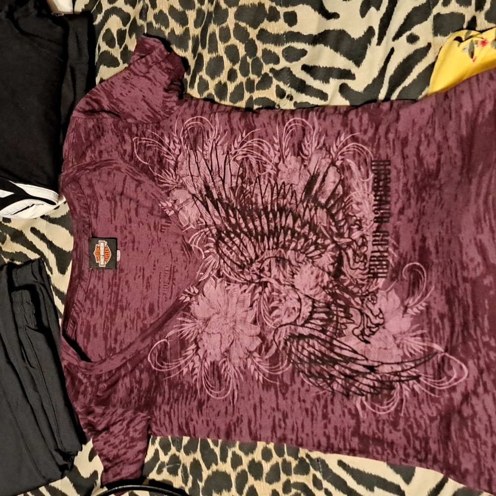 Womens tee